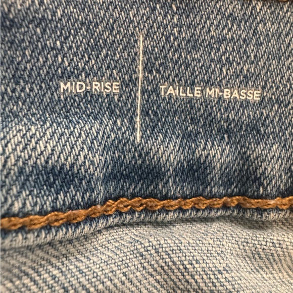 Old Navy Mid Rise Denim Jean Shorts Rolled Cuff Size 16 - Picture 4 of 6